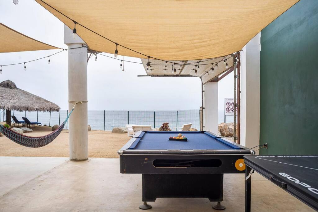 Triton'S Playhouse Beachfront Primo Tapia Extérieur photo
